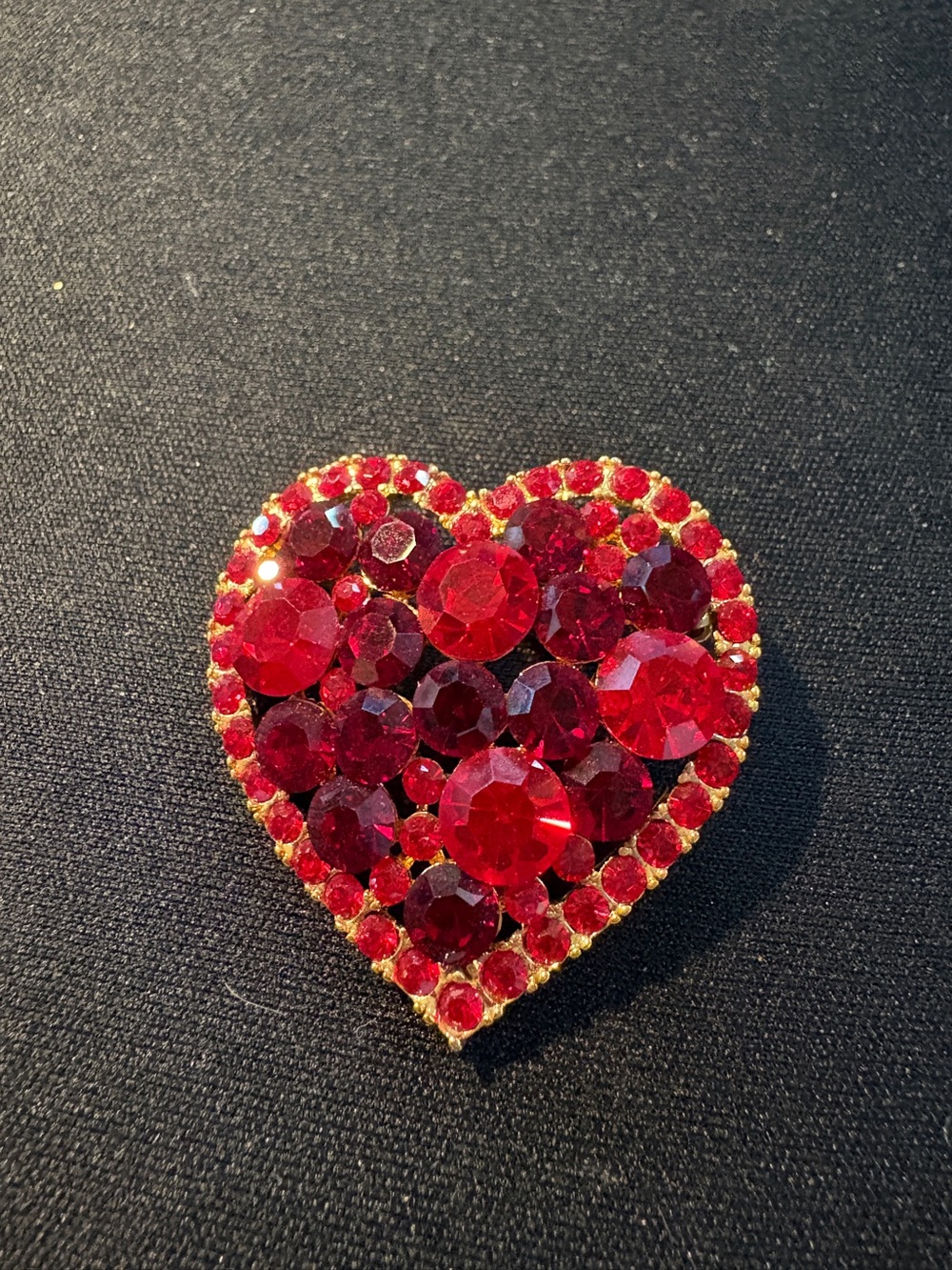 Red Heart Crystal Brooch - Women Jewelry